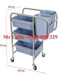 Xe đẩy thu dọn bát đĩa thức ăn thừa