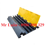 Gờ giảm tốc cao su bảo vệ cáp 3 rãnh