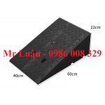 Bục dốc lên xuống xe máy ô tô 22cm